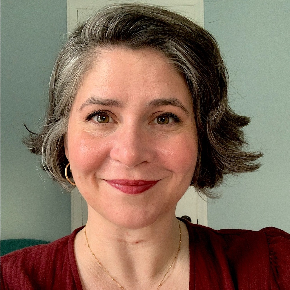 Meet your Posher, Laura